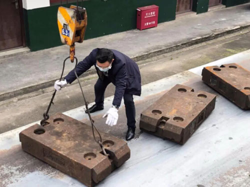 黃圩鎮(zhèn)在全鎮(zhèn)范圍內對在營業(yè)地磅開展專項檢查